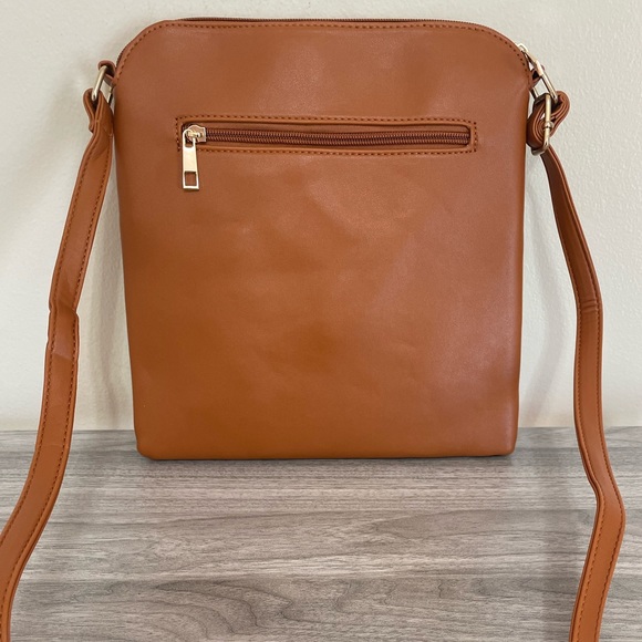 🎉❤️Molly Leopard Print Tassel Crossbody Purse - Picture 2 of 3